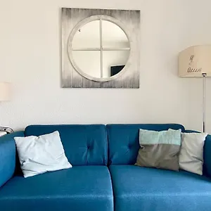  Appartement En Avec Piscine A